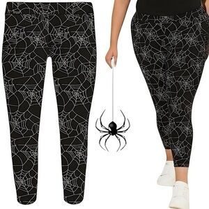 TORRID Spider Web Crop Signature Waist Pocket‎ Premium Legging NWT